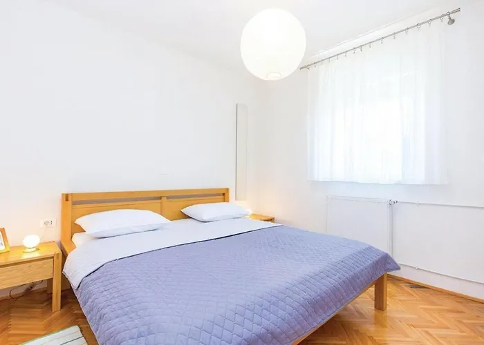 Apartment Big White Novi Vinodolski